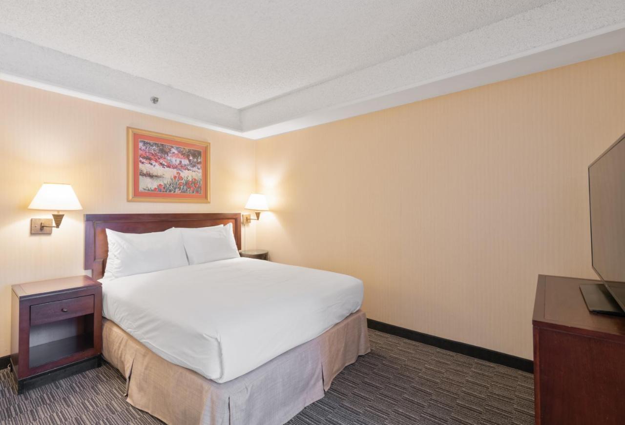 Harmony Suites Secaucus Meadowlands エクステリア 写真